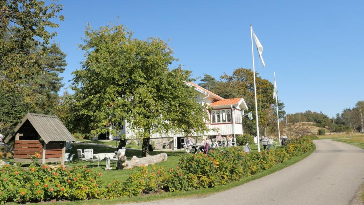 Tavlebords Honungsgard Casa de hóspedes Tegneby Exterior foto