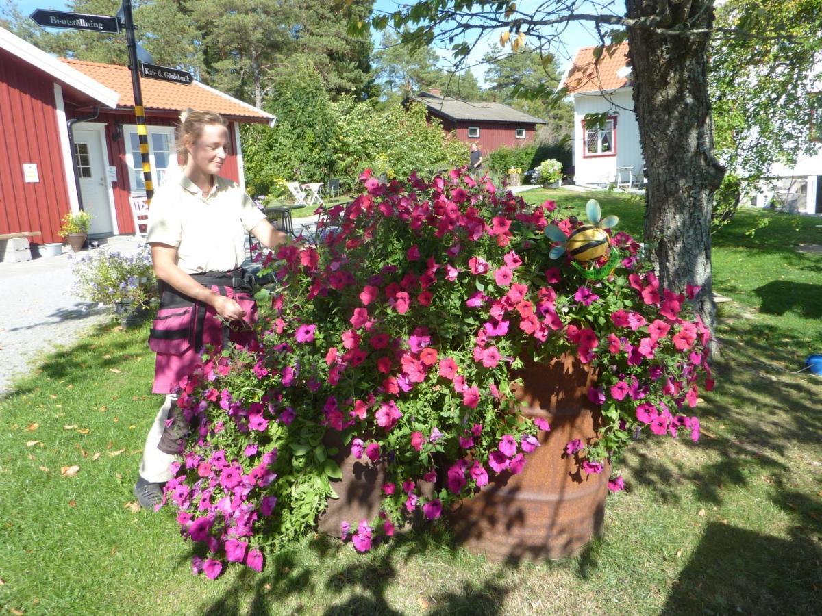Tavlebords Honungsgard Casa de hóspedes Tegneby Exterior foto
