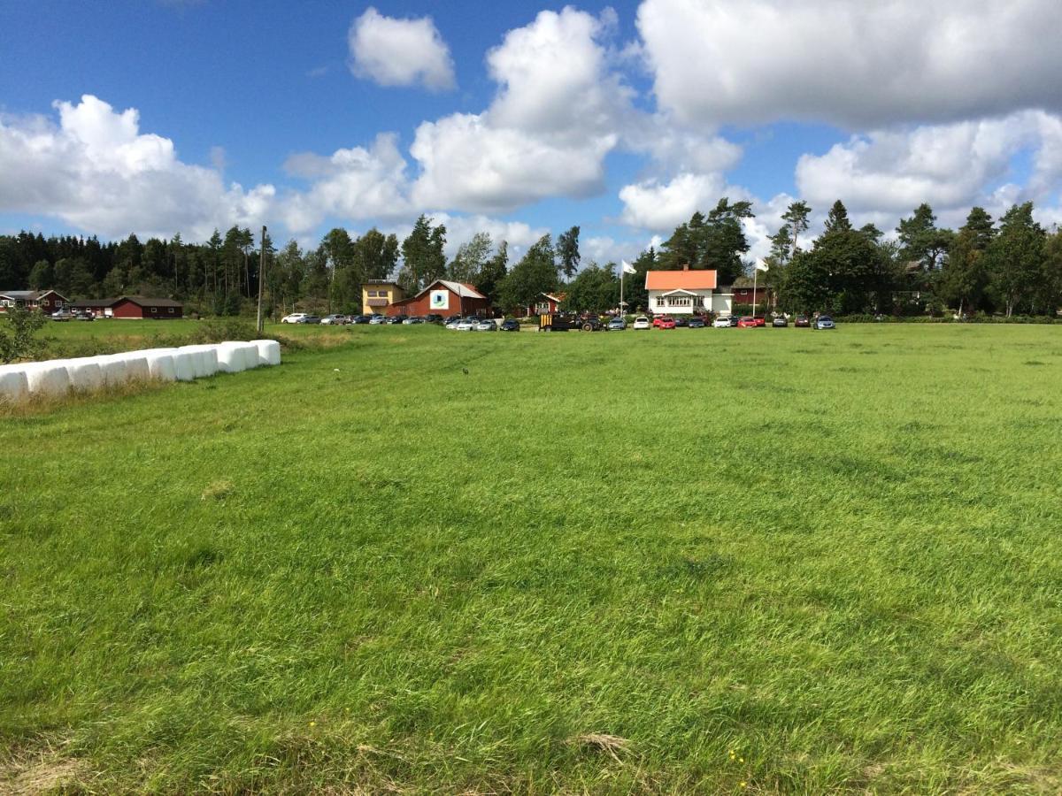 Tavlebords Honungsgard Casa de hóspedes Tegneby Exterior foto