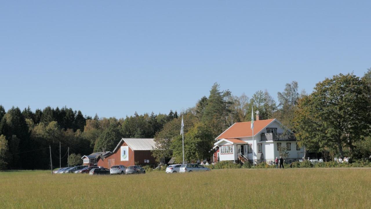 Tavlebords Honungsgard Casa de hóspedes Tegneby Exterior foto